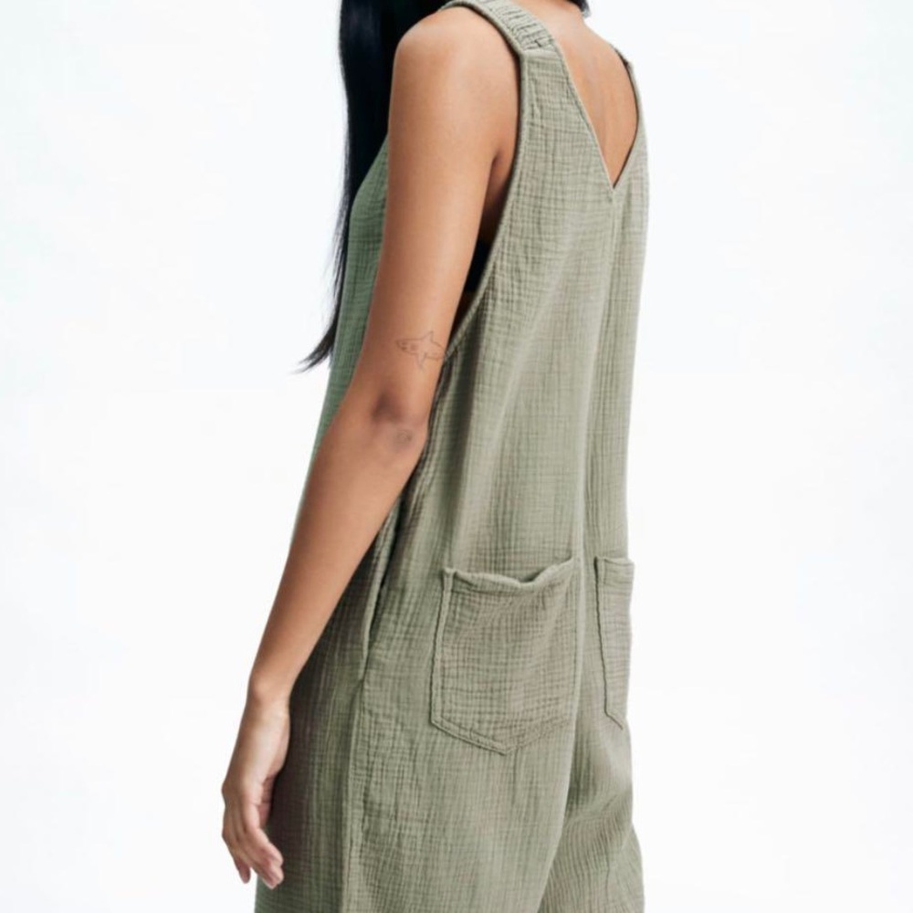 ZARA Wide-Leg Jumpsuit Sz M - Picture 2 of 8